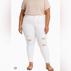 NWT Judy Blue White Distressed Mid Rise Skinny Jeans Plus Size 20